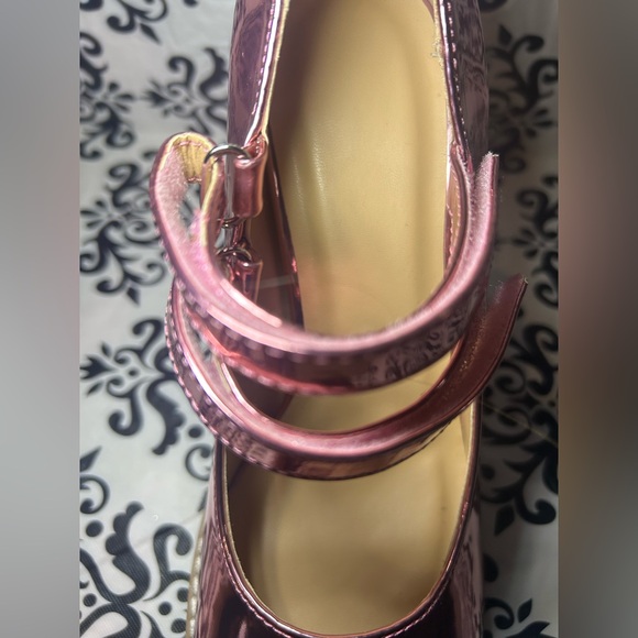 NWOT Pink Metallic Platform Heels Mary Jane - Picture 11 of 11